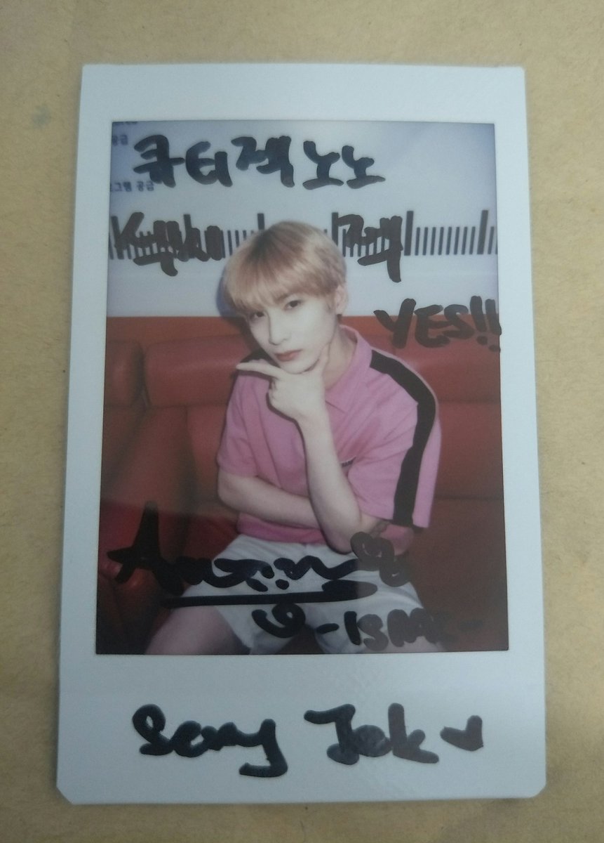 nfarahhhhh_'s tweet photo. Okay³ jek seksi bukan comel..😂
🏡🌳Jek &amp; burung

2,2 jek pakai baju warna pink..

♥ 고마워요~~
Thank you Club MA, Jek 😘

#IN2IT #Isaac #ClubMA #MusicAccess https://t.co/SDCxw7vZXW