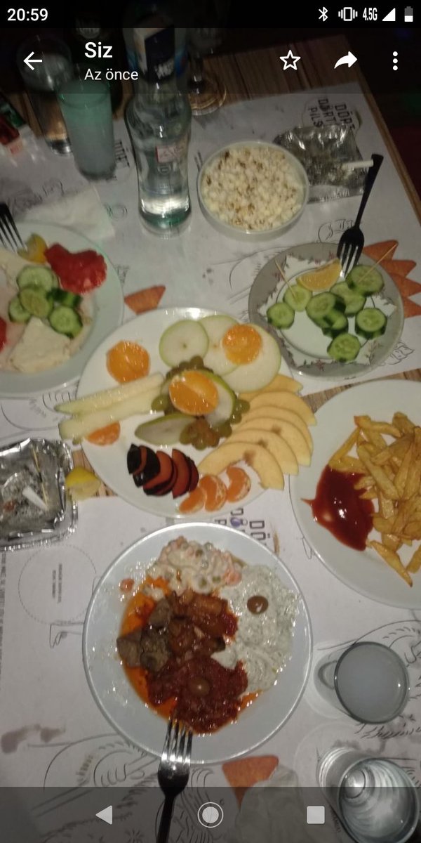 Balıkesir merkez akşama eglenmek dans kostüm herşey var eğlenmek isteyen arkadaşları bekleriz hadi Balıkesir