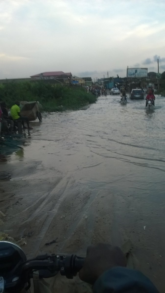 AyoOloriEbi's tweet photo. @OGPWAgency @GimbaUmarCTV @omowalesanni1 @sfojoemmanuel @solaojo @DuduyemiAdeola @ajapiero @wunmmypopson @Dare202 @TalabiTokunbo @TrackaNG, #DENRO, #AKUTE. #ISHASI, WE DESERVE BETTER. we are  suffering, we were the first hit before OPIC, yet nobody visited us. Nobody. We are humans https://t.co/oNwfg28xih