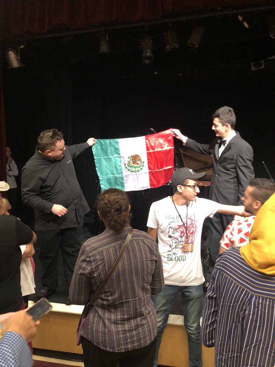 Exitosa presentación del@Mtro. Rodrigo de la Cadena en el Small Theater de la Bibliotheca Alexandrina!