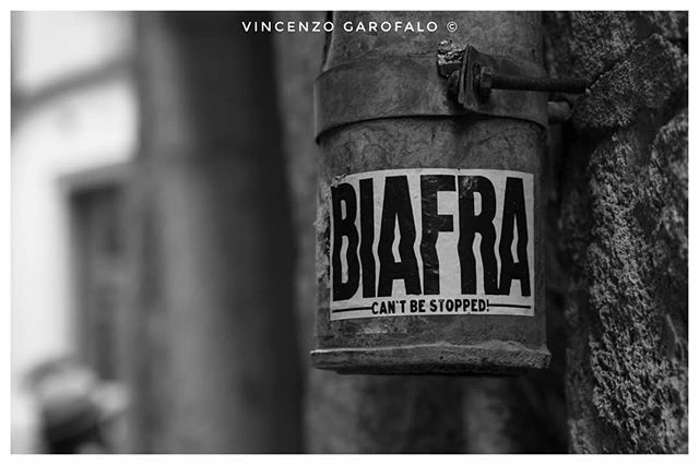 Anghelus00's tweet image. Ineluttabile
.
.
◾◼️◾
.
.
#spalato #croazia #mediterraneo #biafra #graffiti #urbanart #canon @canonitaliaspa #canon60d #canonphotographers #blackandwhite #sigmalenses @sigmaphoto #travelphotography #travelgram #instatravel #natgeo #streetphotography #ontheroad #holiday #summ…