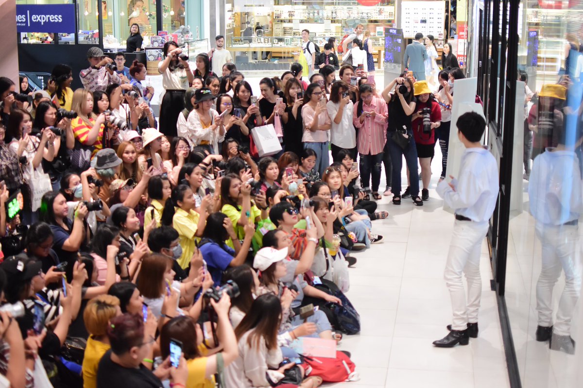 Calciummmmm's tweet photo. Just found these photos.
Be with you.
#คนของแปลน
#1ปีกับคนของแปลน https://t.co/7y7oNf88p6