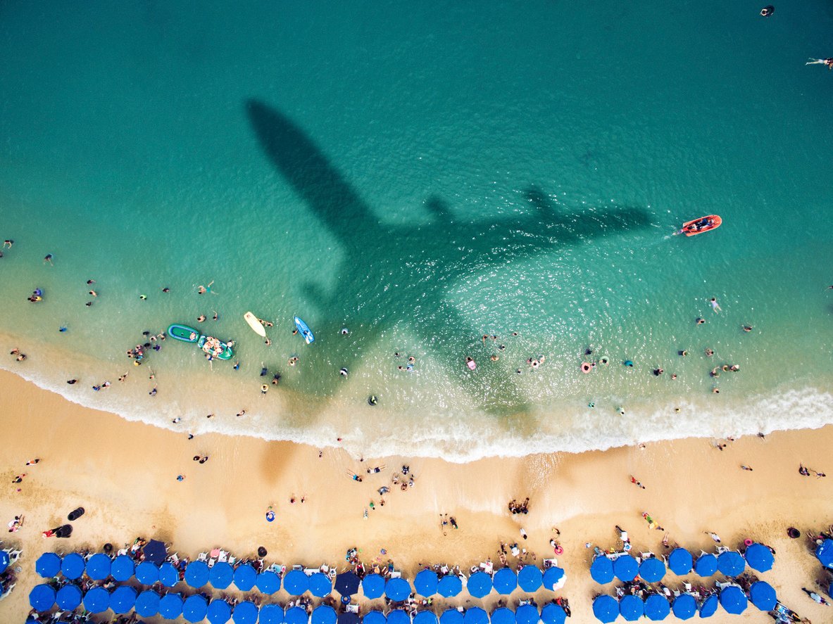 2020 est une échéance clé dans la définition des objectifs de lutte contre le #réchauffementclimatique et l’#avion est sans conteste ce qui pèse le plus lourd sur le bilan carbone des voyageurs...
Voici quelques pistes pour faire évoluer nos habitudes😉
➡️bit.ly/2WdZKAk