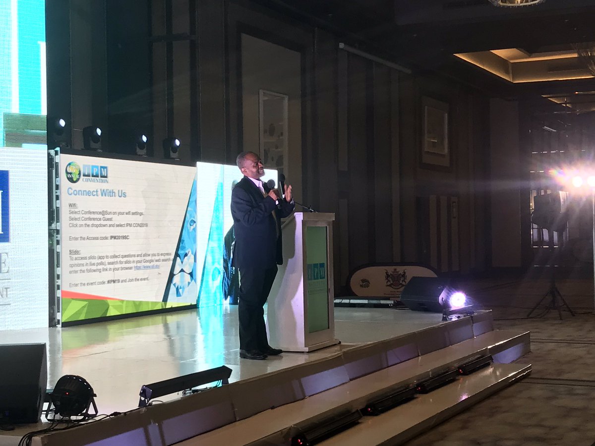 IPM4PEOPLE's tweet photo. Bulunga gives thanks to the @SunCityResortSA staff for their work. He extends gratitude to @FPMSETA CEO, Felleng Yende for support in ensuring that the convention takes place #IPMACE2019 #IPMFearlessLeadership https://t.co/cls309yf4S