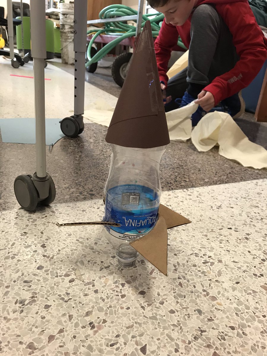 Schlatter_tim's tweet photo. 6th graders started building prototypes of rockets using water bottles before they upgrade to a 2-liter. We even had a few tests and reflections using @Flipgrid completed too! Trying to be better with learners reflecting throughout the process. #launch192 @DodgeTigers @GWA192 https://t.co/E7JFenRLNC