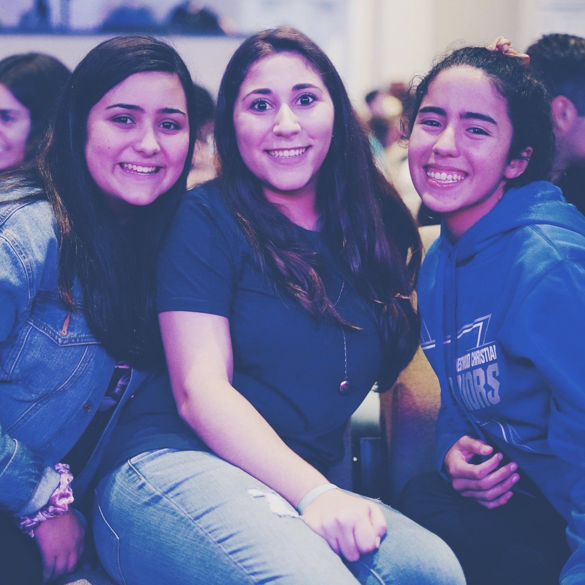 CJStudents's tweet photo. Throwback Wednesday to when we had an awesome time at rally! Parents, students, and leaders getting to know each other and worshipping together. Check out the album from that night: https://t.co/KbHAGkHUqT 
#ChristJourney #StudentMinistry https://t.co/eSUyHgIPt1