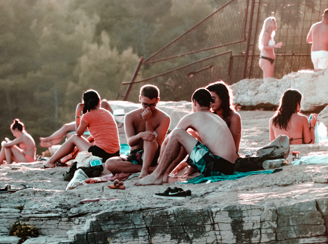 DrinkTheMonkey's tweet image. You may be missing summer, but #MonkeyStuff will be here for you all year round!