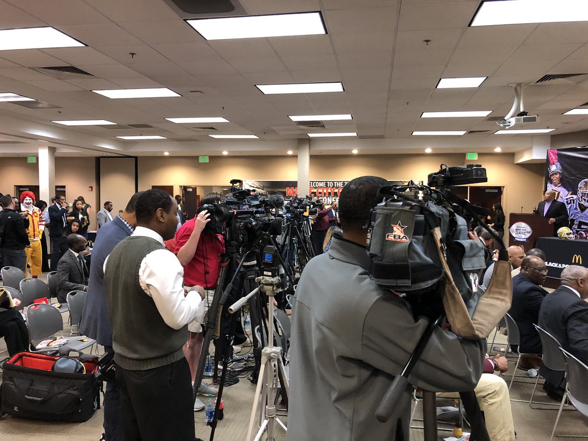 BamaStateFB's tweet photo. Magic City press conference is underway. #STATEofMind https://t.co/XnumynaiRY