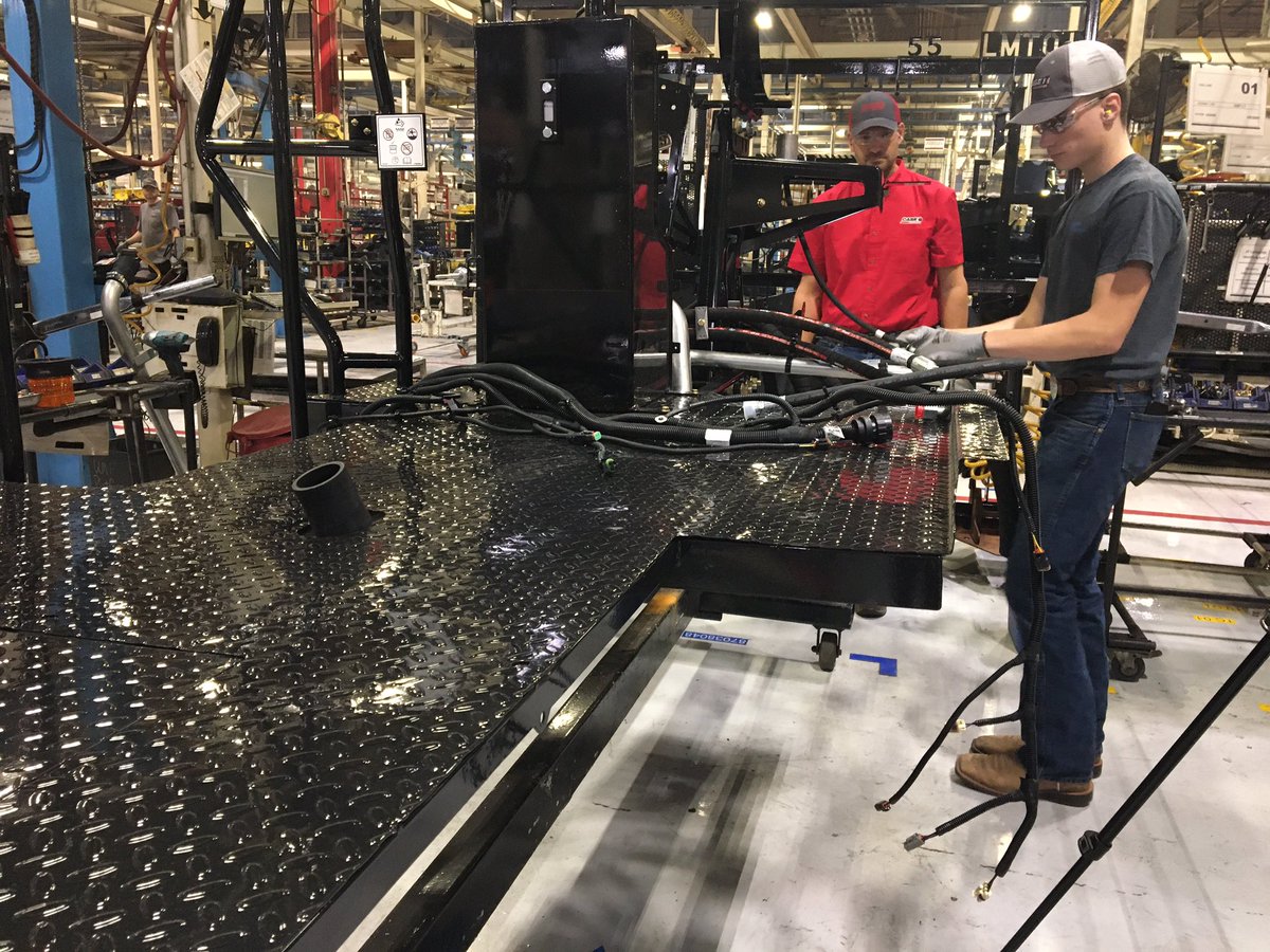 Steve White tweet media