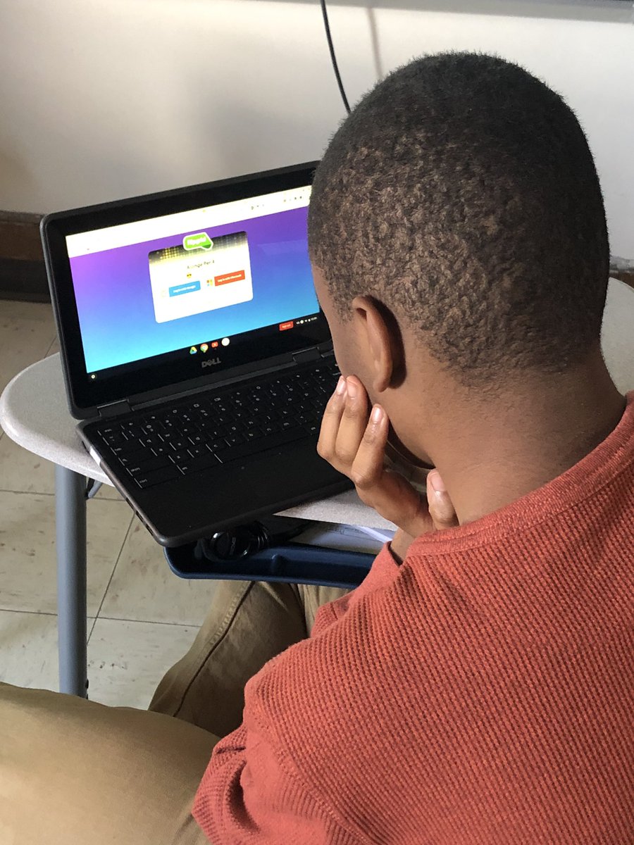 00Rizzy00's tweet photo. #flipgrid Fun day in class learning how to create our own flip grid @00Rizzy00 @jaclynholmesitf @mscarboneisloud @NorthNfa https://t.co/cLKRG93xeO