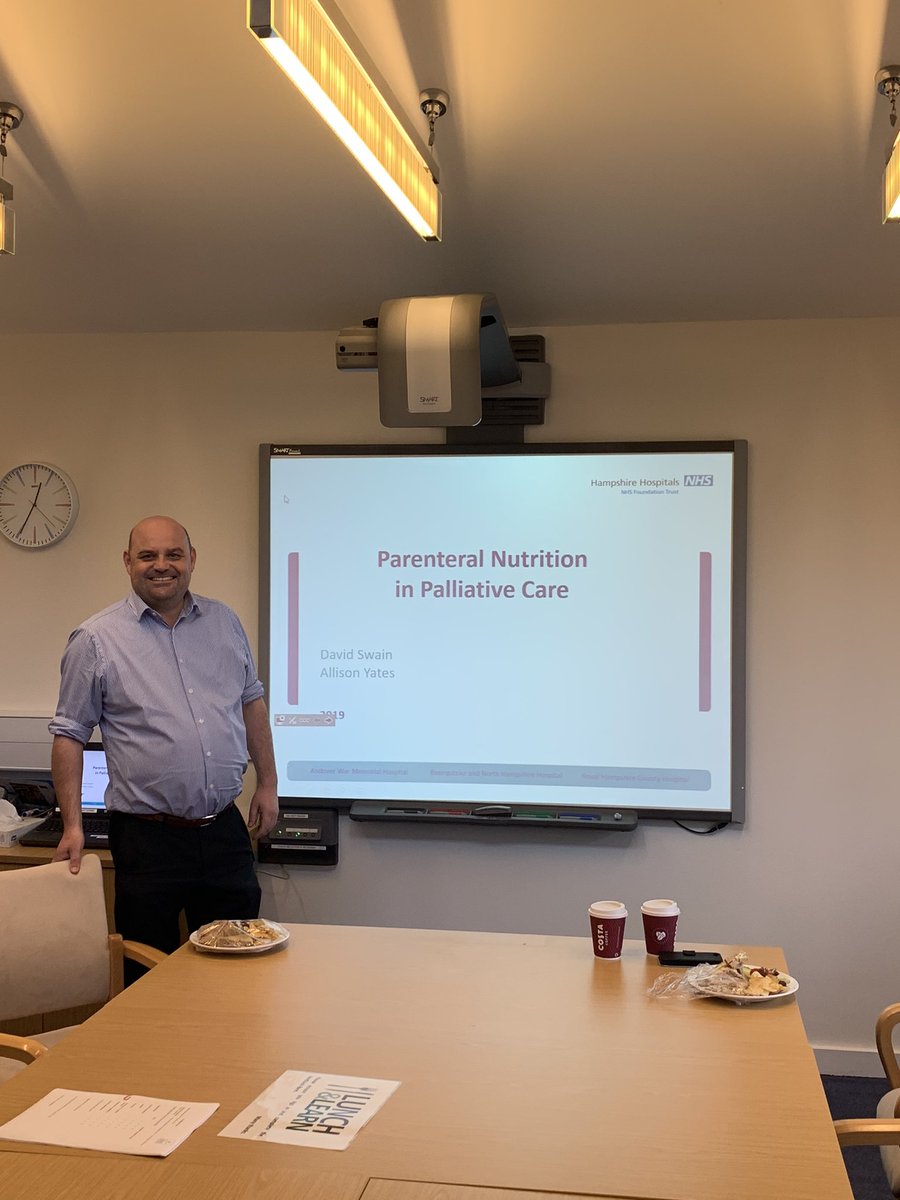 Today our Dietitians sparked discussions about the role parenteral nutrition can play in #palliativecare with our colleagues at St Michael’s Hospice! 
#parenteralnutrition #PN #Trustadietitian #HHFT_Dietitians