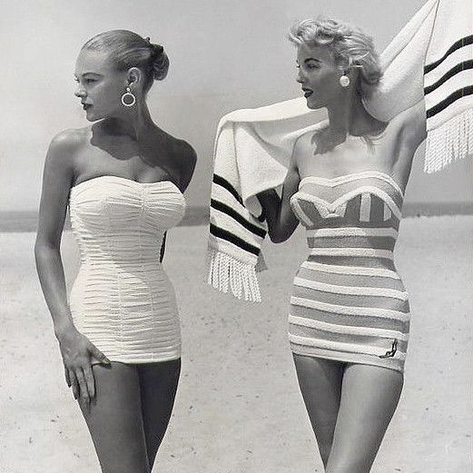 California Living #vintageswimsuit #swimsuit #suit #bathingsuit #vintagebathingsuit #bathingbeauties #1940s #1940 #1950s #stripes #pinup #vintagepinup #1950s #1950 #vintageandvelvetclothing