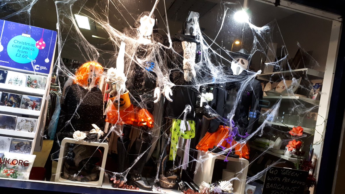 Spooky goings on at CRUK #RadcliffeOnTrent with our Halloween window #WindowWednesday #Halloween #SU2C
