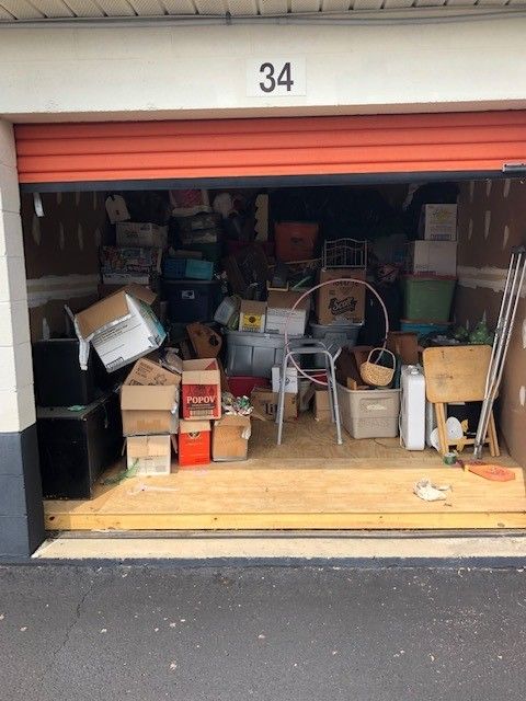 Economy Storage - Clayton in Clayton, NC 27520 has 11 units up for #auction. Items in units include Golf Clubs, Tools, Furniture, Electronics, Storage Bins, and more.

Signup at StorageTreasures today to start bidding. Auctions end October 30th.

buff.ly/2BB72V6