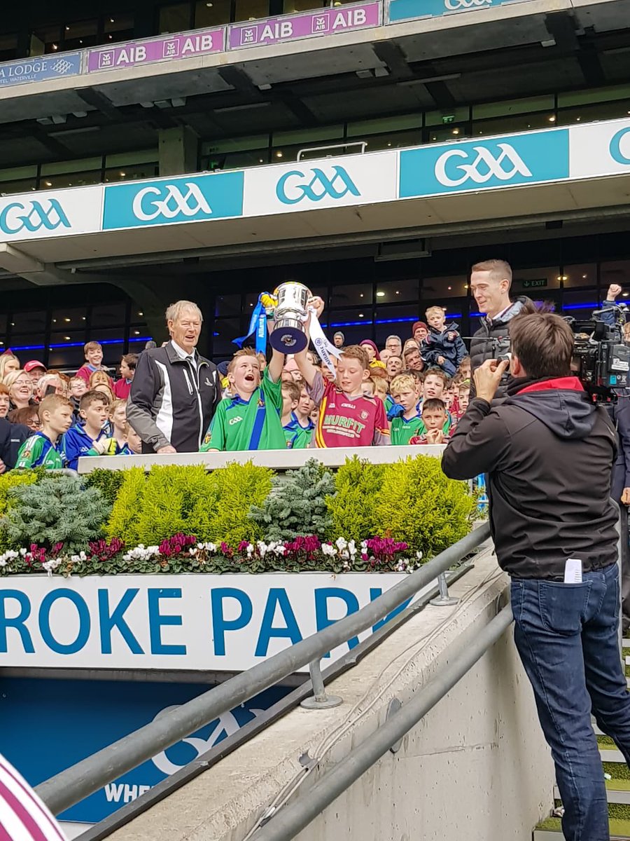 OfficialSylsGAA's tweet photo. Congratulations to @pjp_ie who played like champions today at @CrokePark. The Raheny boys of Scoil Assaim fought back to bring it to a draw by the final whistle so the Corn Micheal O Muircheartaigh is shared! Very well deserved boys - well done! @CnmbDublin https://t.co/5lZ0ZgOa9d