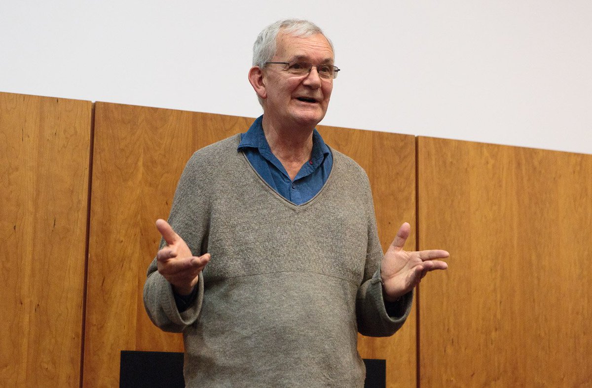 Alan_S_Morrison's tweet photo. Thanks to @StAndPhotoFest for bringing my hero Martin Parr to St Andrews last night. 
Lovely, funny, generous, gracious man. This hero exceeded expectations!
MORE EVENTS: https://t.co/TkSPJm1Tyr
#StAndPhotoFest #MartinParr
@BidStAndrews @StAndrews_Live @parrstudio https://t.co/CqlzJgpIkW