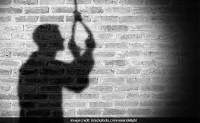 TembisaHospital's tweet photo. Mental health awareness month
One of the most common symptoms of mental health is death by suicide. Suicide is often not intentional. We should shift from talking about a person who committed suicide to rather saying they died by suicide.
#MentalHealth
#TPTH https://t.co/7eF1yhTzjx