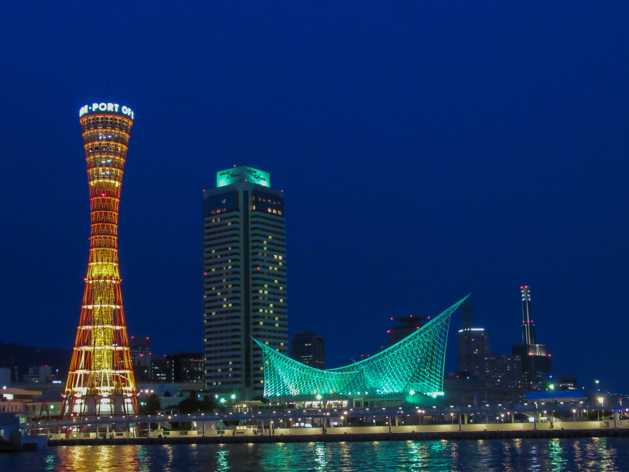 تويتر はらちゃん 3 Ppm على تويتر 久しぶりにハーバーランドの夜景を撮影して来ました 4枚目は縦構図です ハーバーランド 夜景 写真好きな人と繋がりたい 写真で伝えたい私の世界 Photograghy T Co Ixocrtc8ex