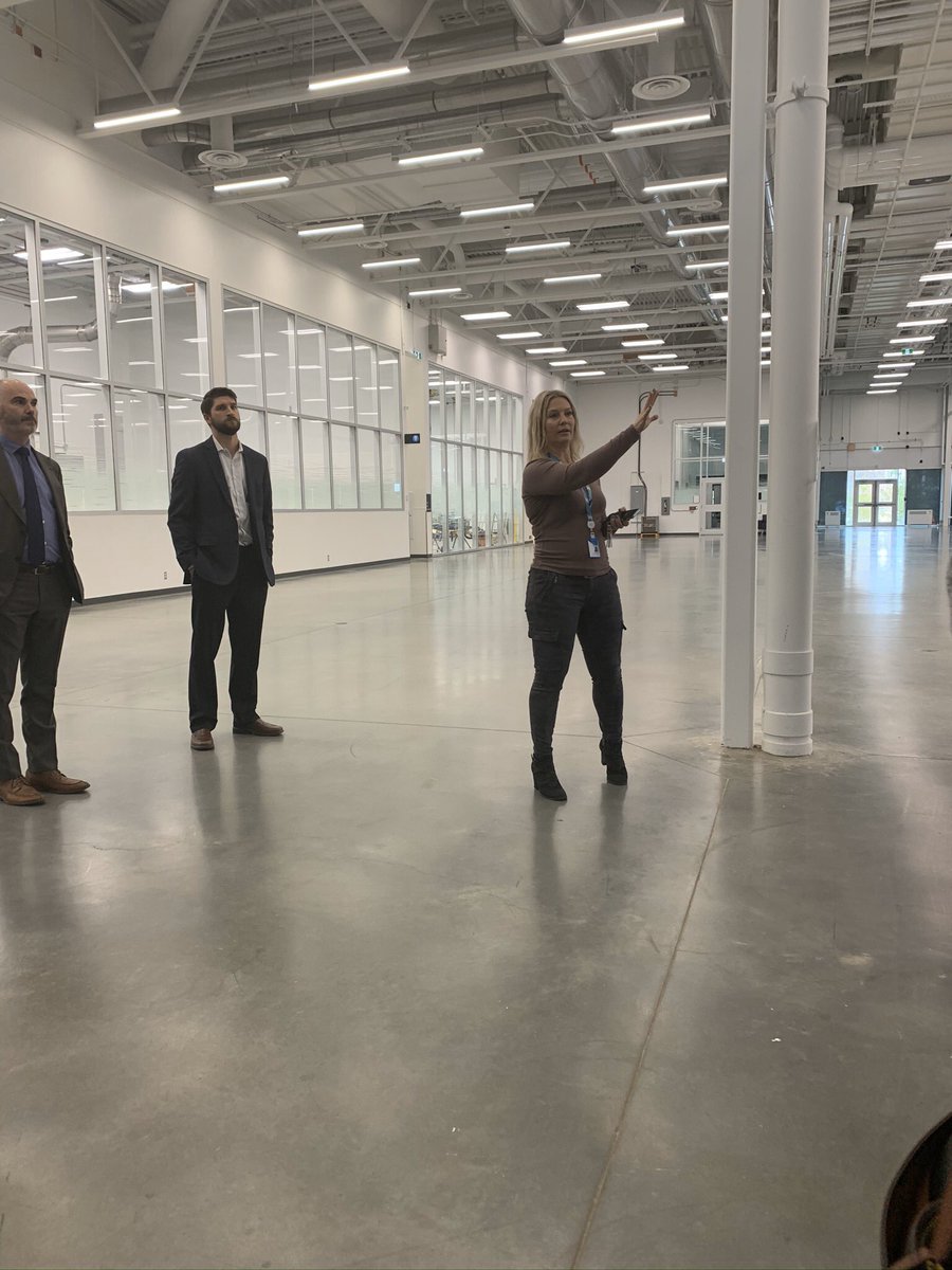 Informative tour of the <a href="/NAIT/">NAIT</a> Productivity and Innovation Centre with <a href="/EdmontonGlobal/">EdmontonGlobal</a> Proud to be showcasing #yegmetro assets as part of the FDI Forum this week #FDI