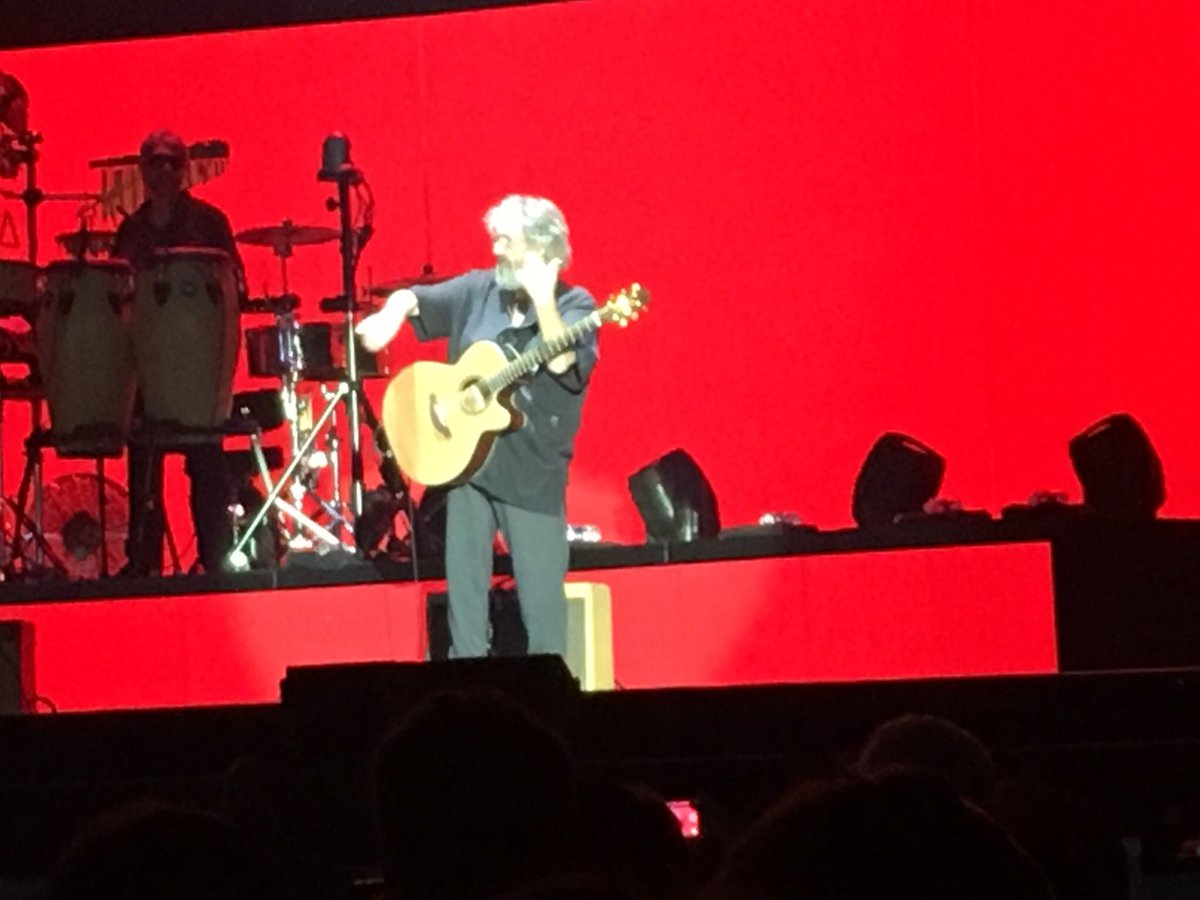 SempleDwayne's tweet image. Accor Arena Paris June2017 #StillNotDeadYetLiveTour