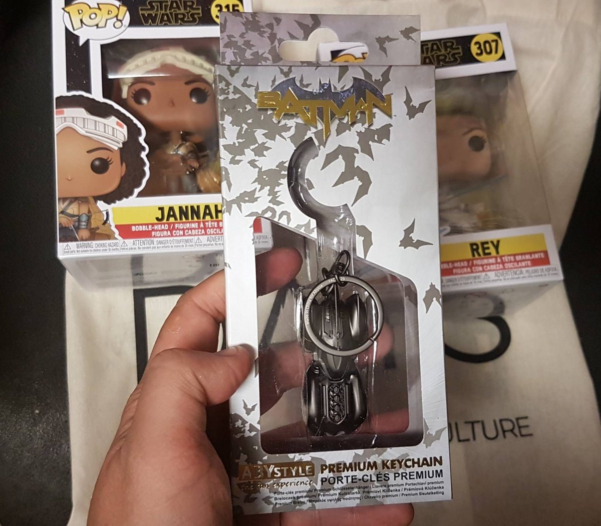 Sublime porte-clé  #batman @abystyle_thefanexperience <a href="/PopCultureDays/">Pop ! Culture Days</a> #PopCultureDays @themindout <a href="/warnerbrosfr/">Warner Bros France</a> <a href="/OriginalFunko/">Funko</a> @dccomics