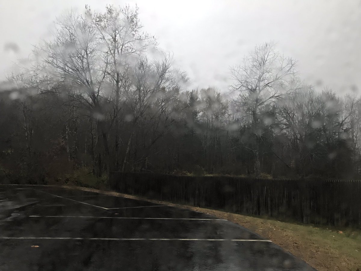 ShawnTWrites's tweet image. Just pulled into the work parking lot. Today is such a rainy gray #writingday. I just needs to get through the work day’s #writing to get home to my manuscript! Have a great day #5amwritersclub &amp;amp; #WritingCommunity! #octwritingchallenge ☔️ 🌧😎🍂🍁