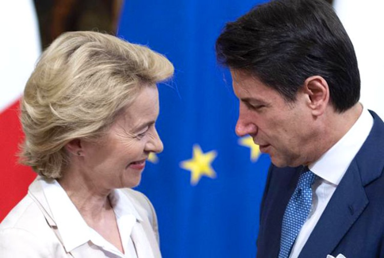 renatobrunetta's tweet photo. Il Governo va avanti per la sua strada senza tenere conto del parere della Commissione Europea...
▶️ https://t.co/JbKB2WRvsY
#Manovra #LetteraUe https://t.co/ZEcMnQhyY3
