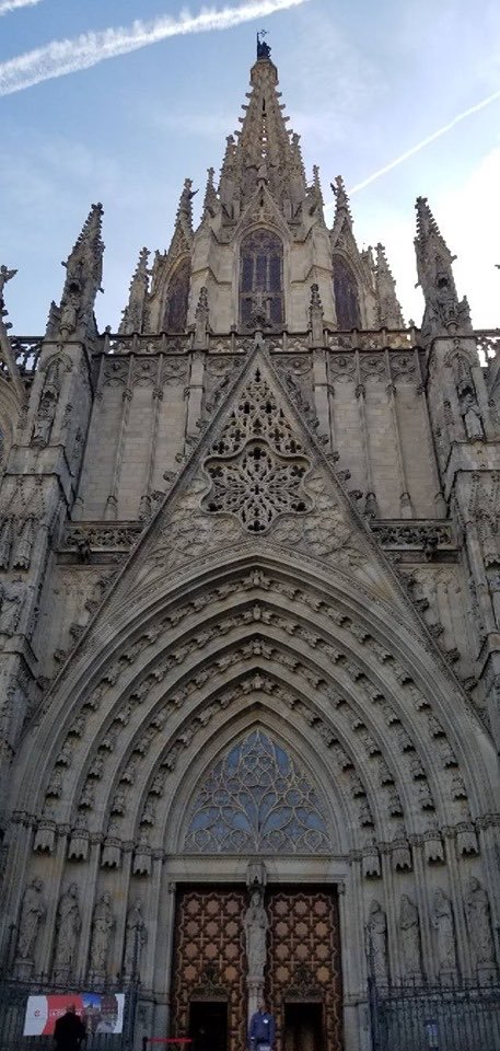 NobleAndHitsch's tweet photo. Noble&Hitsch goes to Barcelona.
A client of ours required our services at a big company event in Barcelona Spain. Mr. Noble not only enjoyed being of service but also visiting this beautiful European City
#NobleAndHitsch #ButlerHongKong #HKButler #manners #Barcelona #Spain #world https://t.co/NeLRWB3gKE