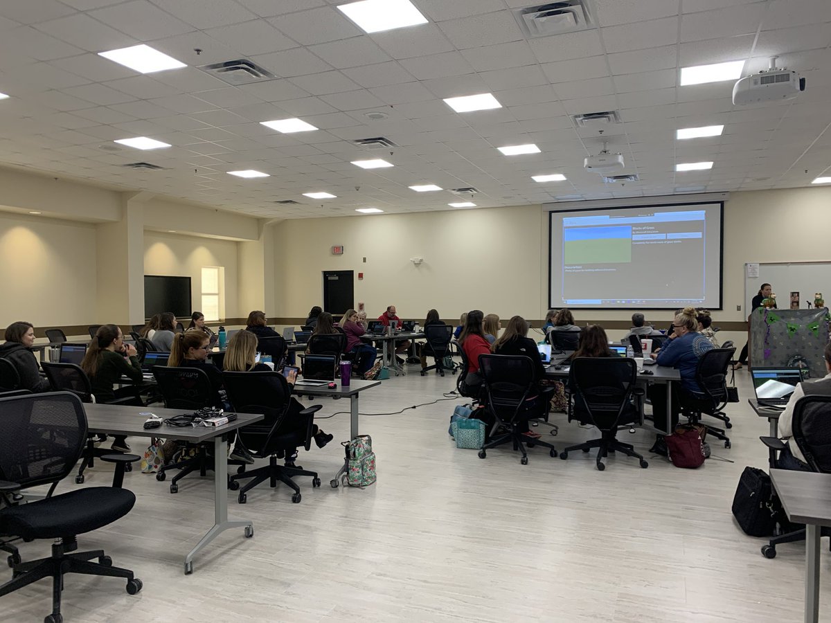 TheMerryHof's tweet image. We’ve got some amazing @CherokeeSchools teachers here at @ITSCCSD today with @butterflynix and @TechJeff09 learning all about @PlayCraftLearn! It’s going to be an amazing day! @DrCarrollcares @blount5