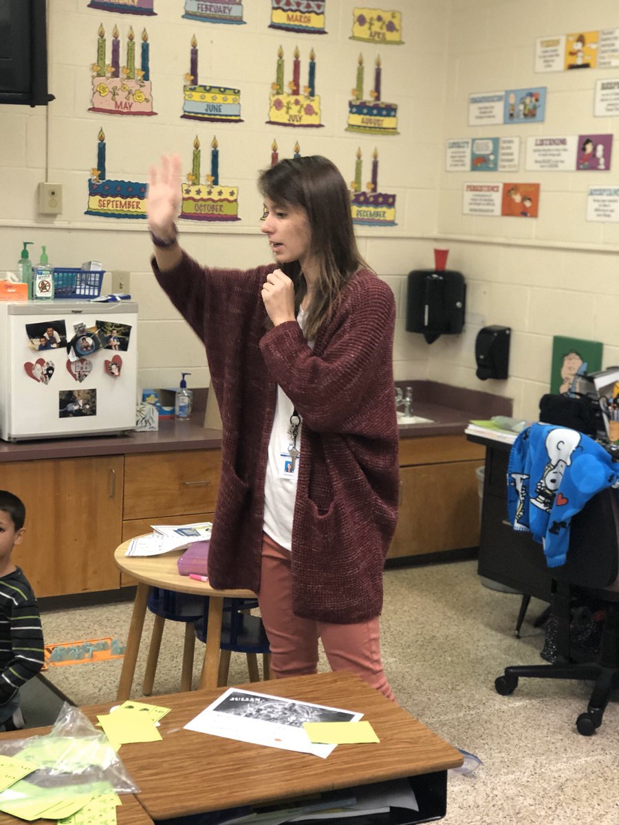 GCSNewTeachers's tweet photo. Good morning from Kindergarten math center time at Pleasant Garden! @GCSNewTeachers Kylie Spencer is a former student turned teacher at PG! @GCSchoolsNC #GCSIgniteTalent https://t.co/sHWAMpUCce