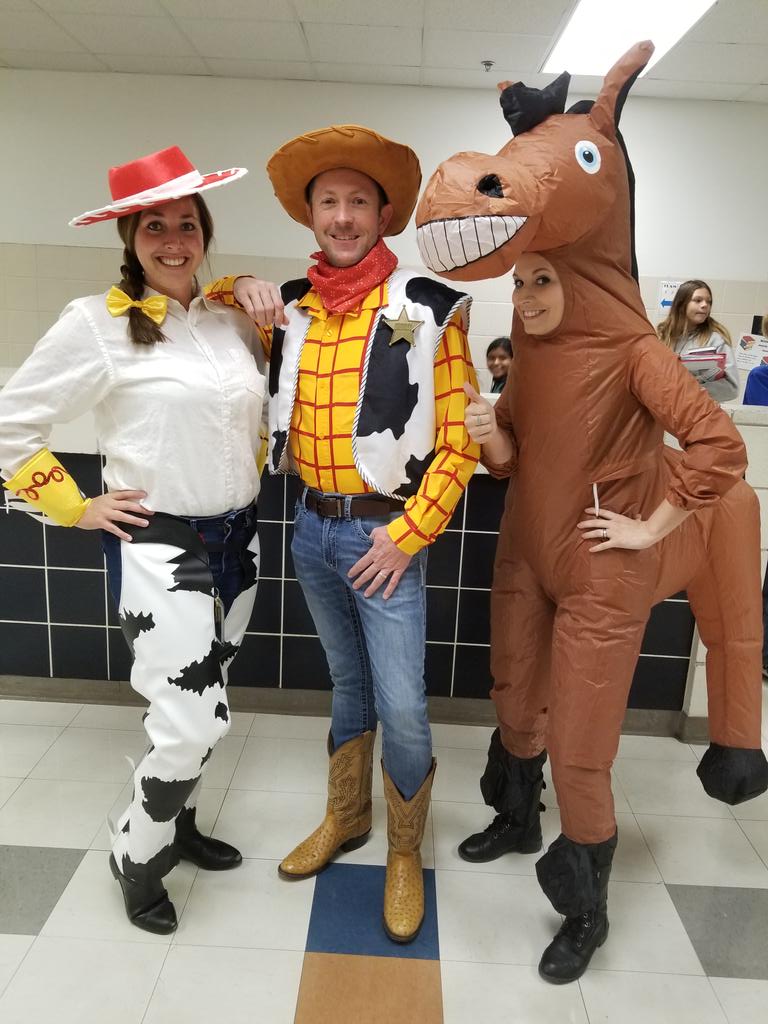 Slingshot703 tweet media