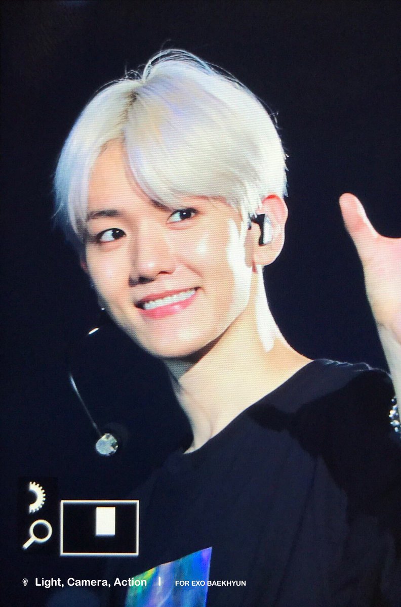 LCABBH0506's tweet photo. 191023  #EXO #백현 #BAEKHYUN @B_hundred_Hyun https://t.co/IQ1VUV58UF