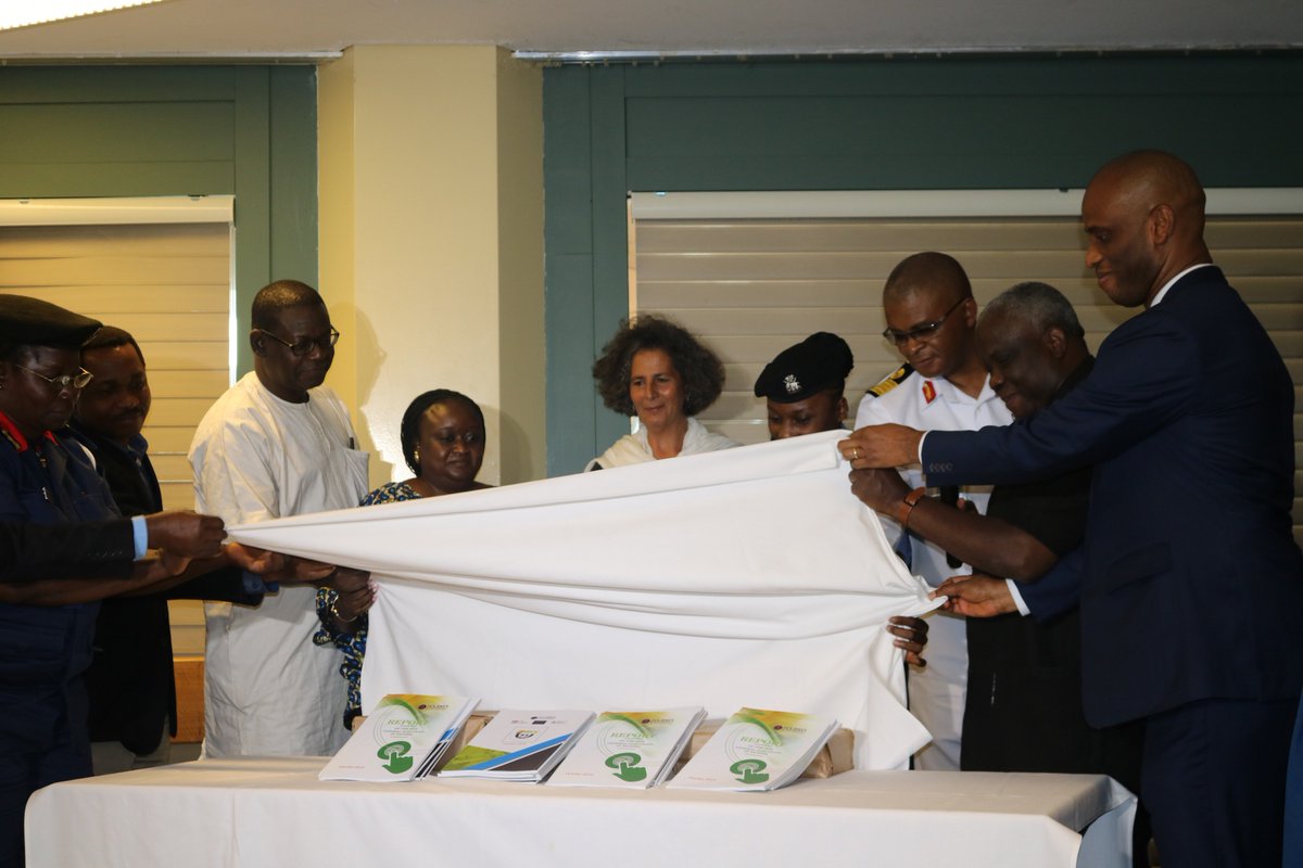 cleenfoundation's tweet image. Formal Presentation of @cleenfoundation 2019 General Elections Report #2019ElectionSecurity @EUinNigeria @DFID_UK @DFIDNigeria @GermanEmbassy @ngBritish @macfound @OSIWA1 @USEmbassyAbuja @udoilo @laolub @inecnigeria