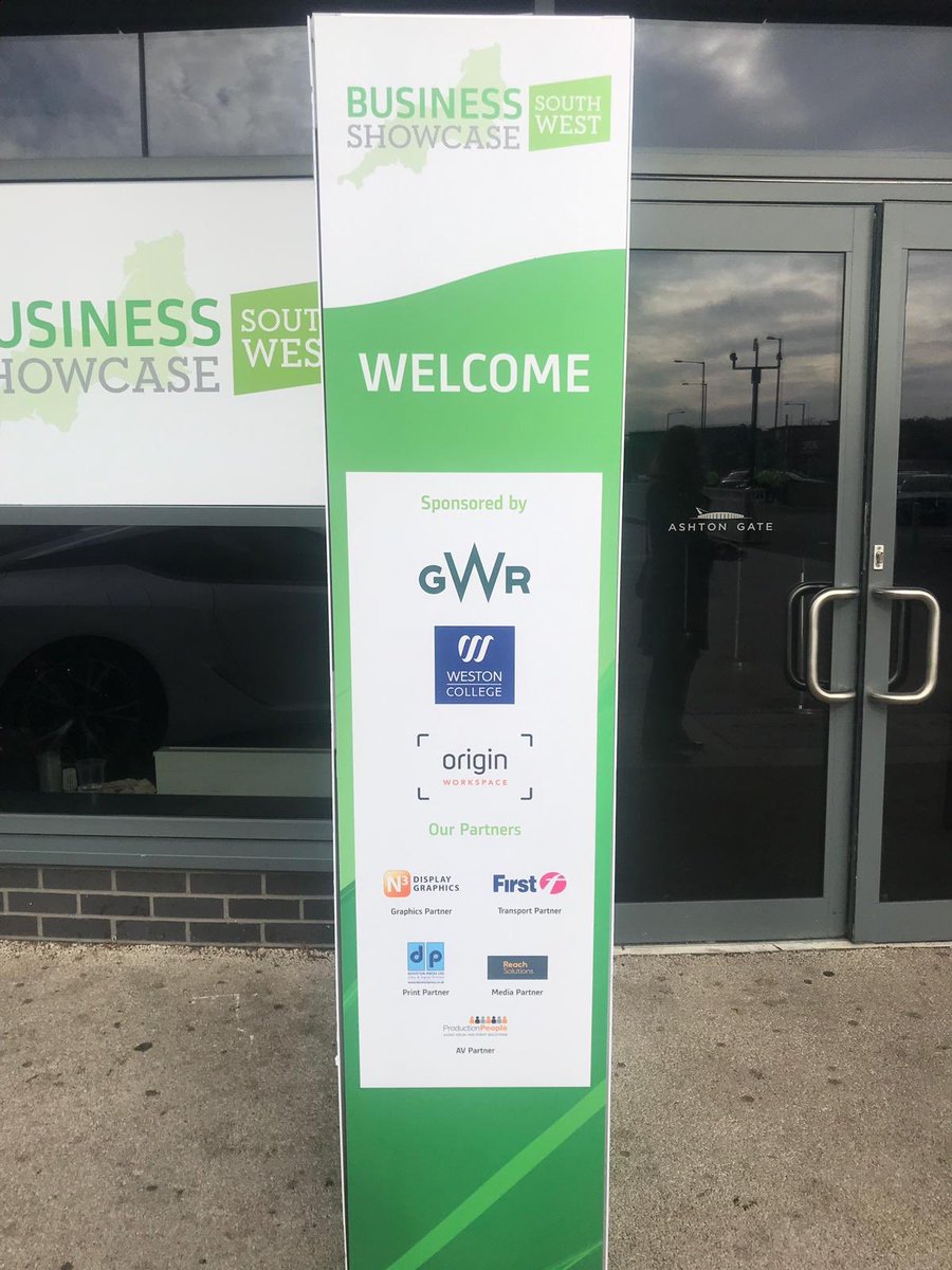 GeneroGroup's tweet photo. Today we attended the fantastic @BSSW2019 🤩 We loved meeting so many brilliant Bristol companies at @ashtongatestad 🤝😁 Especially as they’re our new neighbours... 👀 EXCITING NEWS PENDING 👀 #BSSW2019 #exhibition #networking https://t.co/9xluPwSe5e