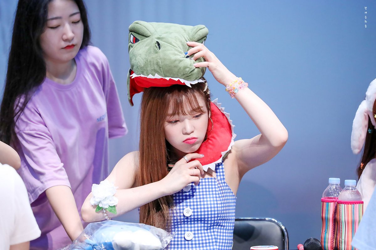ohmysh_ing's tweet photo. 190817 에스플렉스센터 팬싸
우탕탕탕 현프로의 공룡 체험기🦖😀
#오마이걸 #OHMYGIRL #オーマイガール #승희 #현승희 #SEUNGHEE #スンヒ #내사랑씅씅이 #있는_그대로_씅타민 @WM_OHMYGIRL https://t.co/Nh1LACHvHb