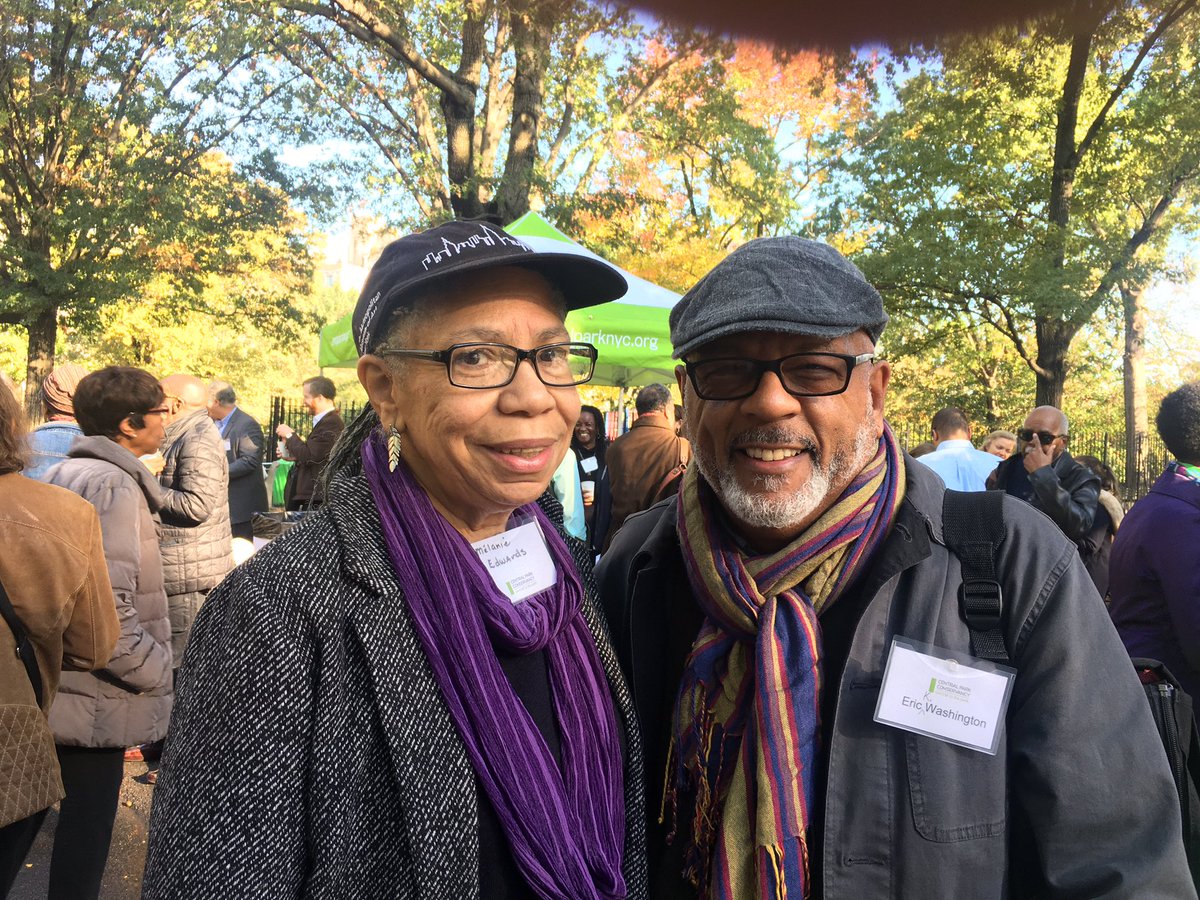 CUSPS_Community's tweet photo. Celebrating new signage recognizing 19th-C. African-American community Seneca Village in what is now @centralparknyc with @columbia community scholars Eric Washington, Melanie Edwards and John reddick
@NeighborsHub https://t.co/VDakkwOfGS