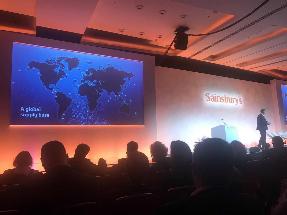 SusChap's tweet photo. Our Aquaculture &amp; Fisheries expert @AllyD_JS talks us through delivering efficient global traceability systems. He presented @MowiScotlandLtd with an award for their amazing work on #FacetimeAFarmer whilst @VMaffone virtually explores one of Mowi’s stunning farms  #JSFC2019 https://t.co/lMjZvzfENV