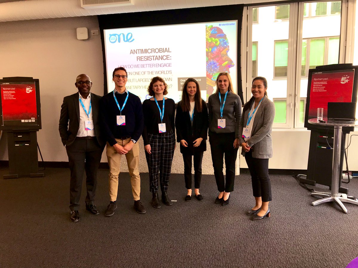 Serufusa's tweet photo. Here are some pics from the #AntimicrobialResistance workshop run by @GSK and @Centrient at @OneYoungWorld #OYW2019 . As @AMRAlliance companies, we R committed 2 #StopSuperbugs ! Kudos to @albatiley @Ale_Laz @ranikrisna @oliviagatliff + Kathy Williams 4 stepping up 2 lead this 1/ https://t.co/73dNm2BjJn