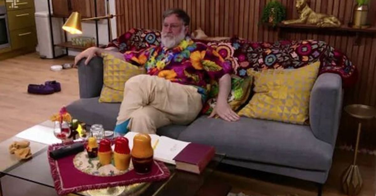 timthecircle's tweet image. Colourful shirts #TheCircleFinal #thecircle