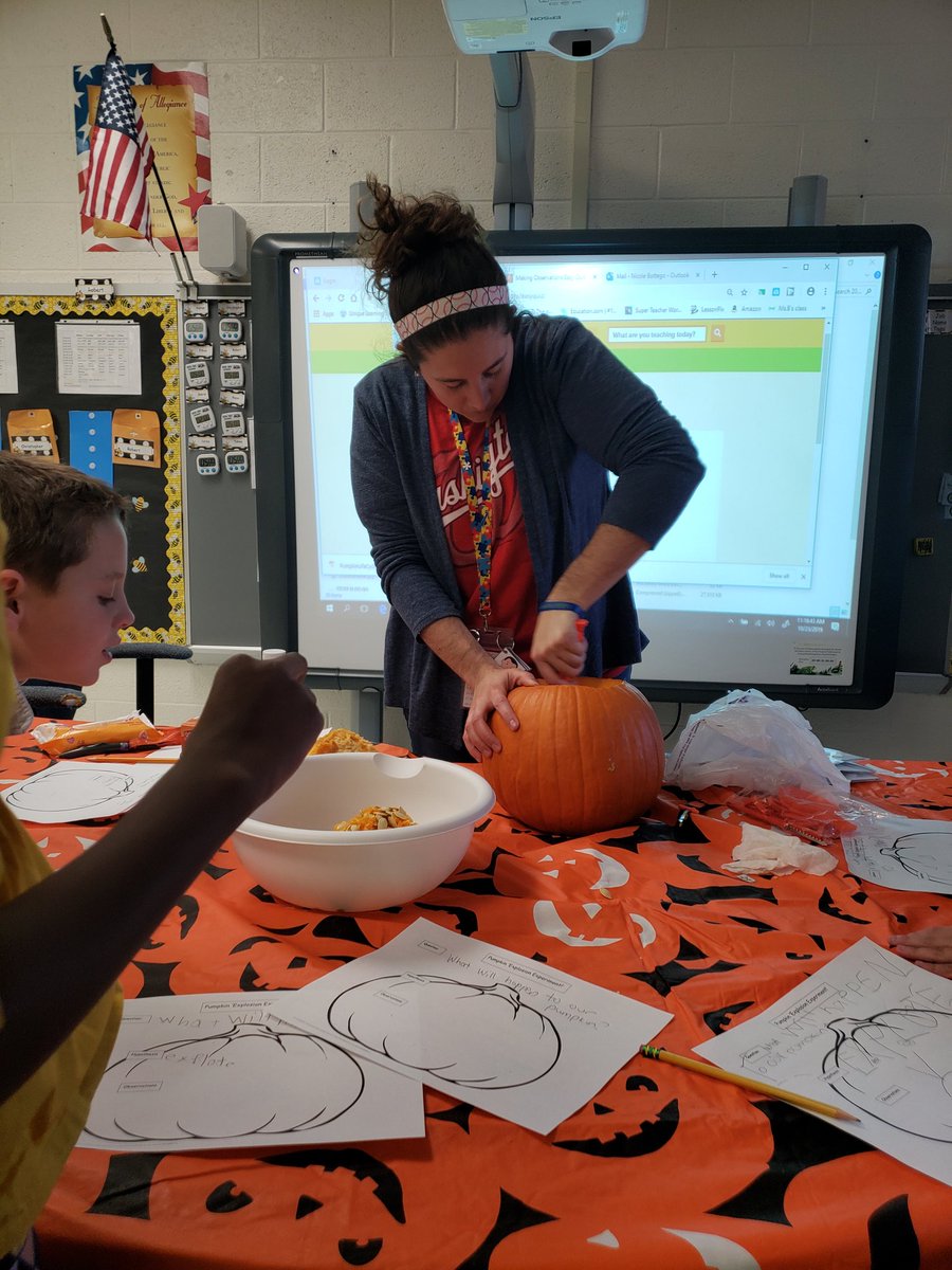 MsB_SPED35's tweet photo. Today was a fun day in the 🐝hive! First in work group we made playdoh with @DeborahSchwind1 then we made a pumpkin explode and made note of our observations!🌋🎃😊 #msbhive #msbsped #lcps19 https://t.co/1S03WJirBP