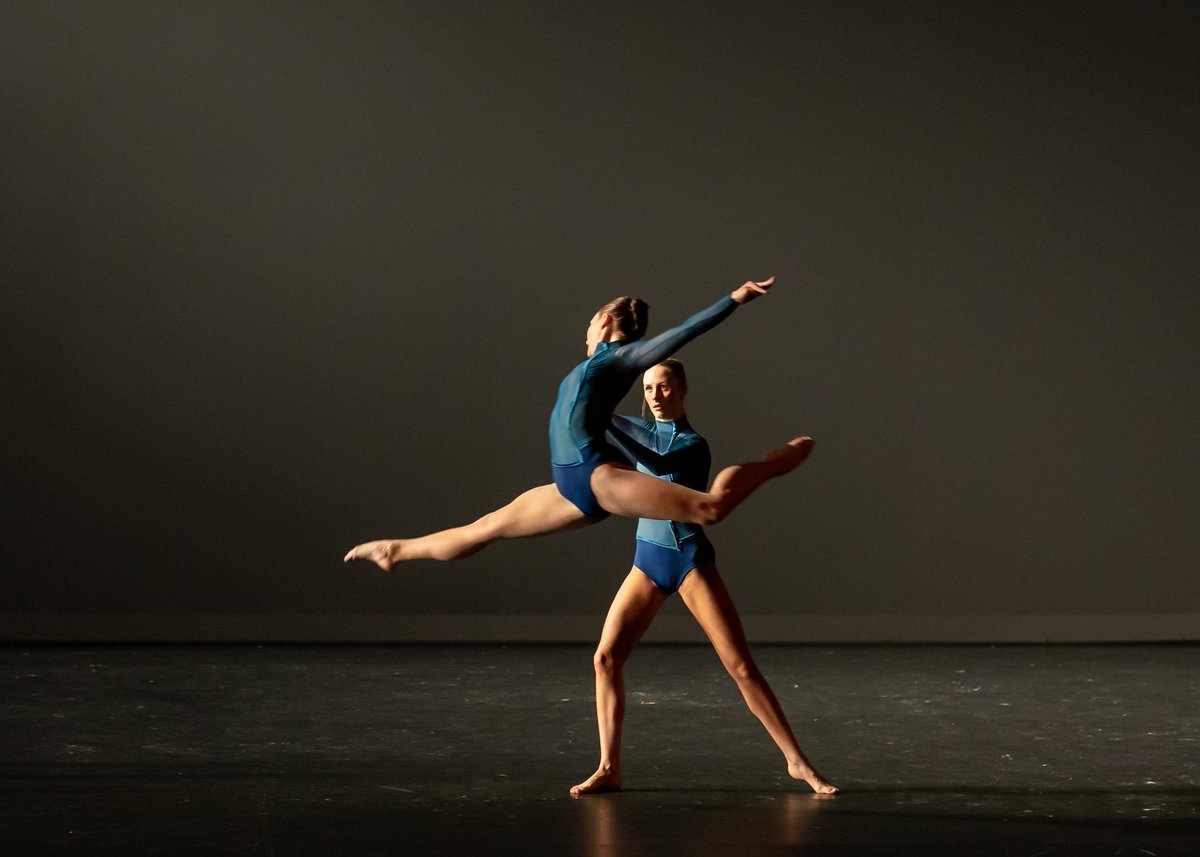 A small selection of some of our favourite Ballet images for #WorldBalletDay 🤩 

📸Robert McFadzean, <a href="/andyrossimages/">Andy Ross Images</a>