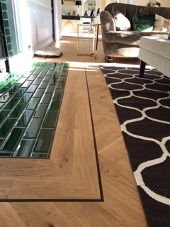 HertfordFloor's tweet photo. When we puckered up in Puckeridge by fitting this Prime Grade Oak block in Puckeridge. We love a memory @HertfordFloor #woodenflooring #oakblock #primegradeoak #woodenflooringexperts #flooring #hertfordflooring https://t.co/tAgs6foxiT