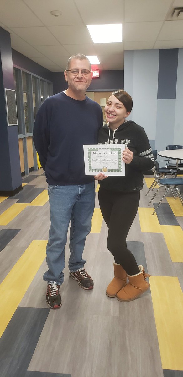 JarushaG's tweet photo. We had 1st Quarter Ss Recognition for attendance and academics @CenterAltSchool @ReneeSchloss @Coach_Woo10 #CASjackets #CenterSD #buildingstudentleaders https://t.co/3p5XiRrgWs
