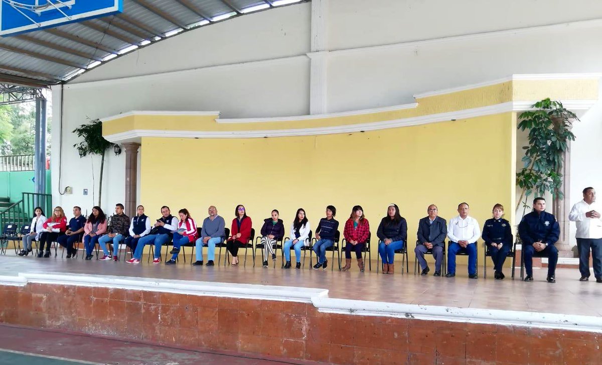 La <a href="/dgfeseph/">DGFE SEPH</a> en coordinación con diferentes instituciones públicas, llevaron a cabo la Jornada de Convivencia Escolar de Fortalecimiento Educativo en la Secundaria General “Jorge Viesca”, turno vespertino.