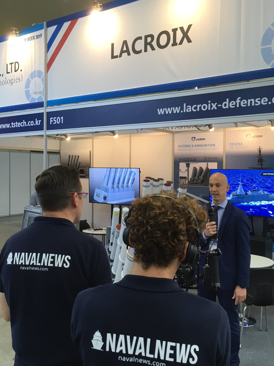 LACROIX_Defense's tweet photo. #MADEX2019 «On Air »... Always a pleasure to receive @navalnewscom our #TrustedMediaPartner on @LACROIX_Defense stand to comment our Naval activities. Eager to discover the video report about nextgen decoys & itw of #TS_Tech ´s CEO presenting new #DLS developped for @ROK_Navy ! https://t.co/p5eFcht1YD