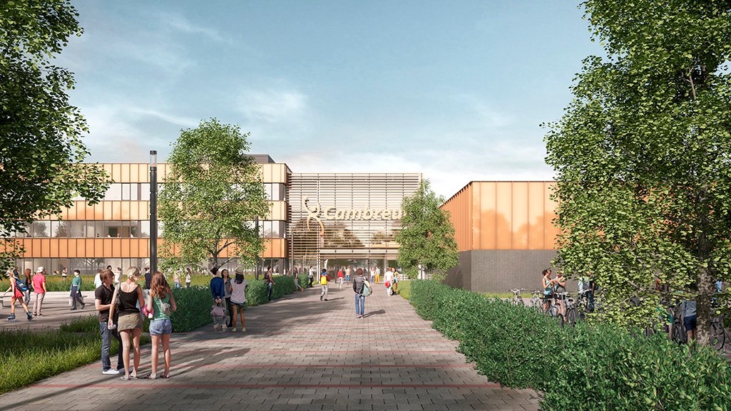 De eerste vijf lokalen zijn afgebroken, de fietsenstalling voor de leerlingen is verplaatst, het terrein waar de nieuwbouw van het Dongense Cambreur College moet komen ligt klaar. Na twee voorbereidingsjaren kan de eerste spade binnenkort echt de grond in: bit.ly/2N8Wzp8