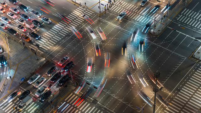 prullaud's tweet photo. 'Avec Greenlake pour VMware VCF, nous aidons Porsche à accélérersa transformation digitale : nouvelles application DevOps pour le réseau de distribution et conception digitale en VDI 3D ! https://t.co/HWLU9C66sx https://t.co/bFDbtoVR36