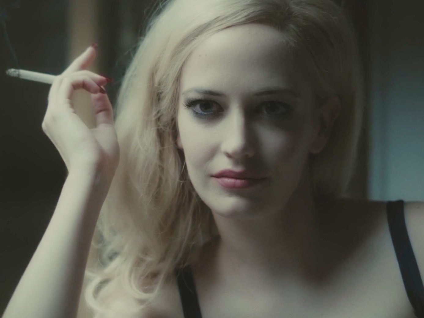 “eva green as angelique bouchard in dark shadows, 2012 ♡” .