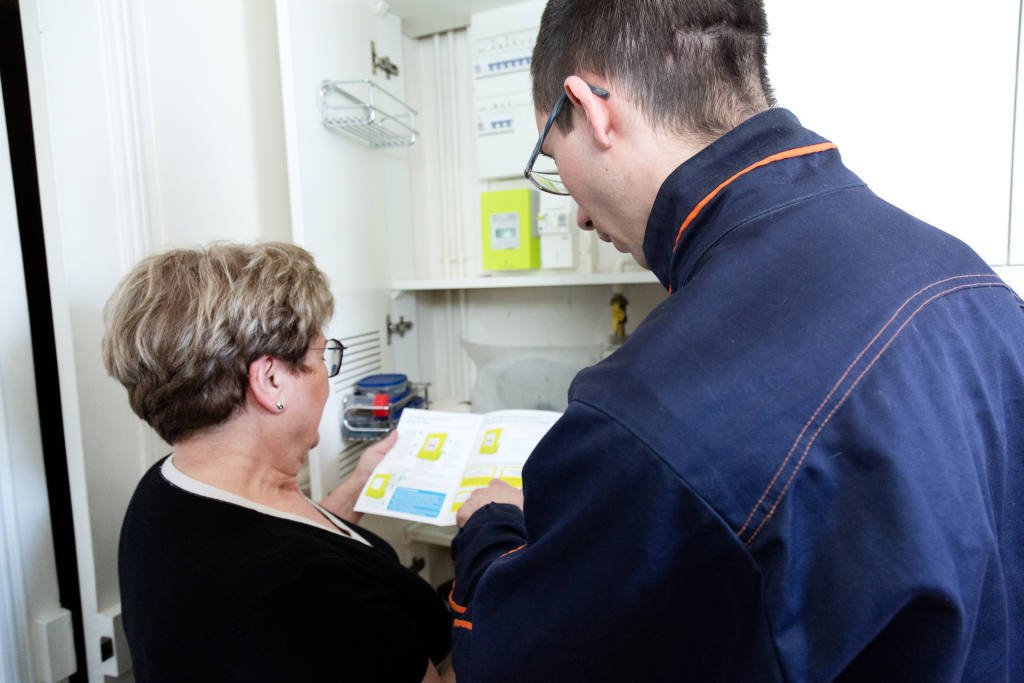 [Le Saviez-Vous ❓]  #Linky simplifie vos démarches ! Accédez à vos données de consommation électrique sur votre espace personnel ! Rendez-vous sur votre espace personnel en cliquant ici 👉 bit.ly/2I5NIS4 @CompteurLinky