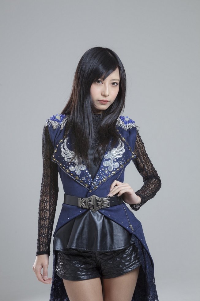 From the group Vivid BAD SQUADThis is Shiraishi An!Her voice actress is Sumi Tomomi Jiena, who is a member of an official Kamen Rider idol group called Kamen Rider Girls.